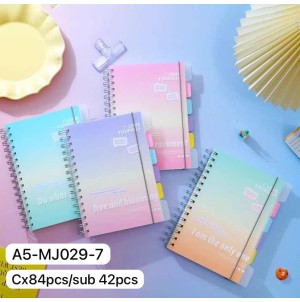CADERNO. REF: A5-MJ029-7 ---------CX:84 PÇS /MIN:42PÇS -MUL:21PÇS